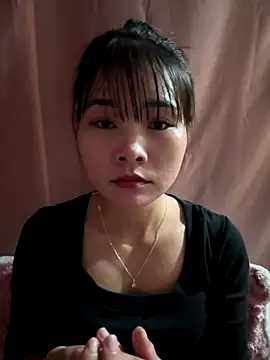 Snapshot of Mylove-here chatting on 12-18-25, 02:39 Mylove-here online show from 12-18-25, 02:39