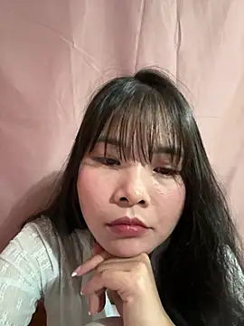 Snapshot of Mylove-here chatting on 02-13-26, 12:01 Mylove-here online show from 02-13-26, 12:01