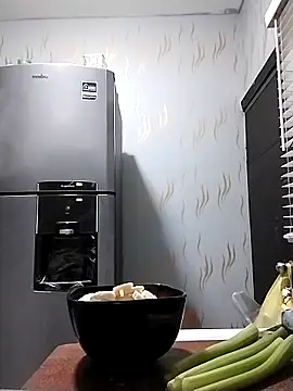 Snapshot of Lollysmile26 chatting on 10-19-25, 02:23 Lollysmile26 online show from 10-19-25, 02:23