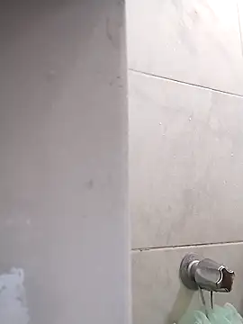 Snapshot of Lollysmile26 chatting on 10-21-25, 01:06 Lollysmile26 online show from 10-21-25, 01:06