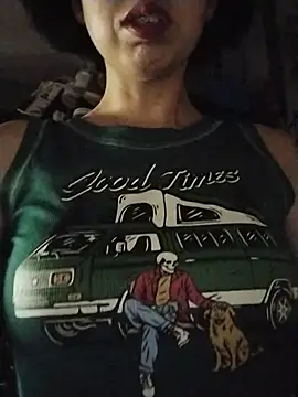 Snapshot of Lollysmile26 chatting on 10-31-25, 11:22 Lollysmile26 online show from 10-31-25, 11:22