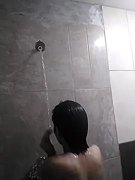 Lollysmile26 online show from 11-21-25, 07:29