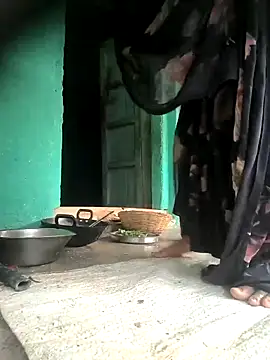 Hot eras36 online show from 01-18-26, 05:44