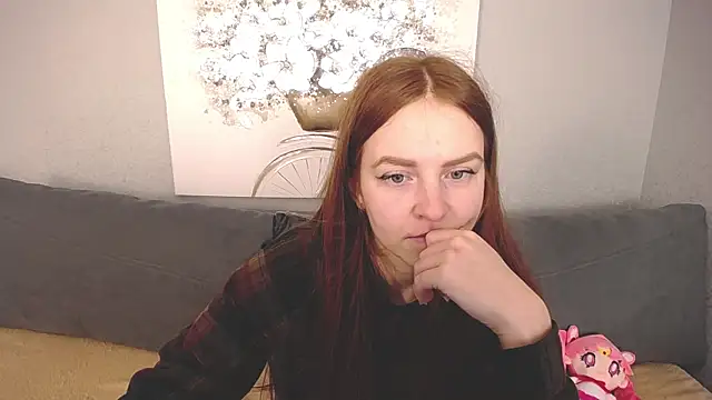 Evarey  online show from 11-03-25, 05:20