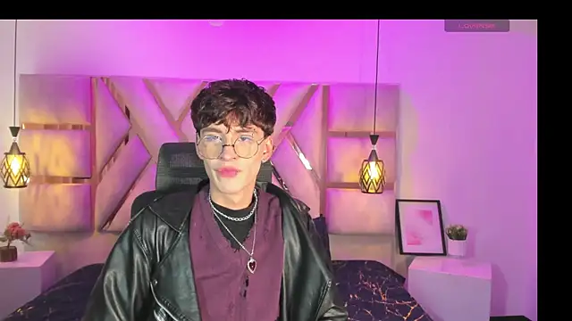 demianmoon online show from 10-22-25, 12:05
