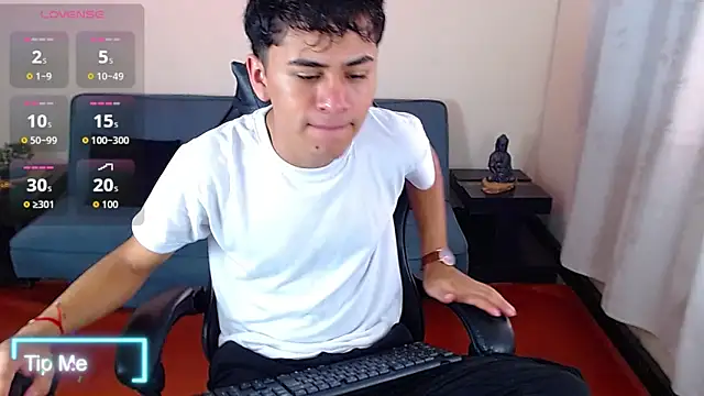 Alancum7 online show from 04-07-26, 12:49