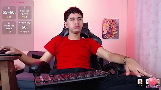 Snapshot of Alancum7 chatting on 07-18-26, 01:37 Alancum7 online show from 07-18-26, 01:37