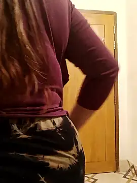 Beauty Queen Soniya online show from 01-10-26, 04:53