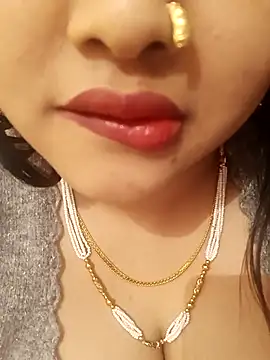 Beauty Queen Soniya online show from 01-15-26, 12:43