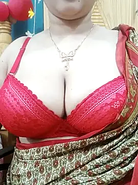 Beauty Queen Soniya online show from 03-08-26, 03:43