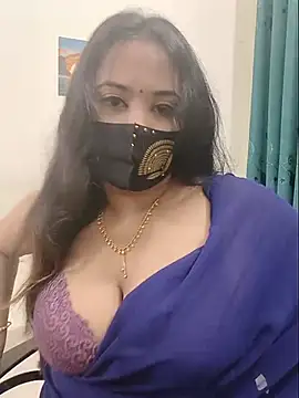 Snapshot of Beauty_Queen_Soniya chatting on 07-07-26, 03:09 Beauty Queen Soniya online show from 07-07-26, 03:09