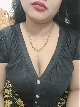 Snapshot of Beauty_Queen_Soniya chatting on 07-14-26, 02:16 Beauty Queen Soniya online show from 07-14-26, 02:16