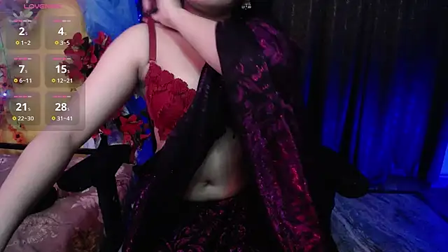 Snapshot of Hot_Hazel chatting on 05-14-26, 06:58 Hot Hazel online show from 05-14-26, 06:58