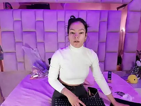 Gisell Squirt  online show from 11-27-25, 12:40