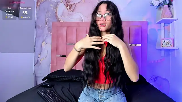 Isis Blaze online show from 03-18-26, 03:42