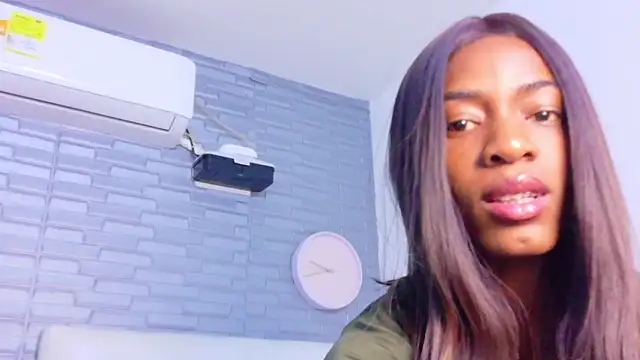 Hungry pussy18 online show from 10-27-25, 01:48