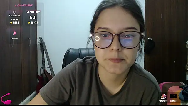 Snapshot of CarlaLorez chatting on 05-30-26, 01:25 CarlaLorez online show from 05-30-26, 01:25