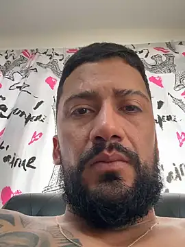 Snapshot of Santiago_hot19 chatting on 10-27-25, 08:46 Santiago hot19 online show from 10-27-25, 08:46