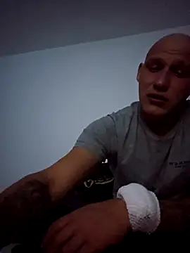 Snapshot of kico21 chatting on 10-06-25, 11:13 kico21 online show from 10-06-25, 11:13