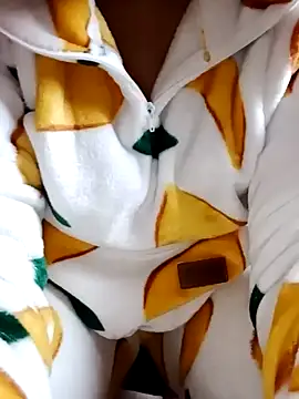 Snapshot of Mar-wa_1 chatting on 11-21-25, 02:38 Mar-wa 1 online show from 11-21-25, 02:38