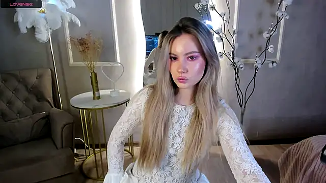  BellaClark online show from 12-03-25, 08:29