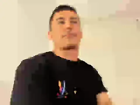 Snapshot of Muscle_man07 chatting on 11-13-25, 09:47 Muscle man07 online show from 11-13-25, 09:47