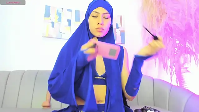 marilyn arab online show from 10-12-25, 01:43