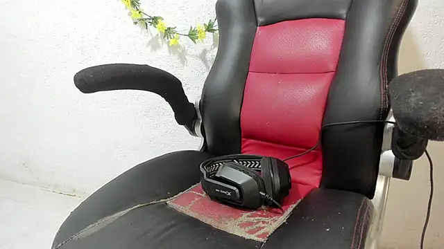 soffycarter1 online show from 11-10-25, 11:37