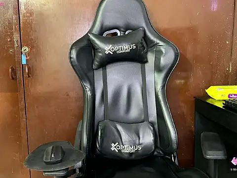 BigTitsGirl04 online show from 02-03-26, 11:54