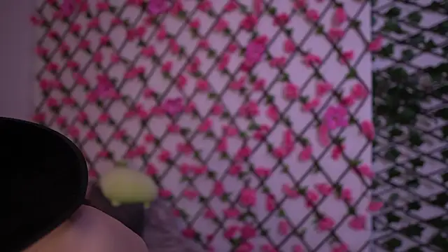 Petite Polly online show from 10-28-25, 06:10