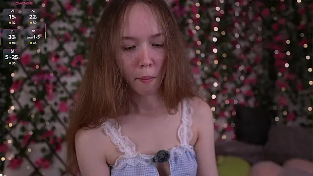 Petite Polly online show from 02-17-26, 06:03