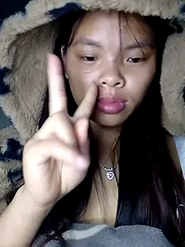 hello-cute online show from 11-07-25, 04:29