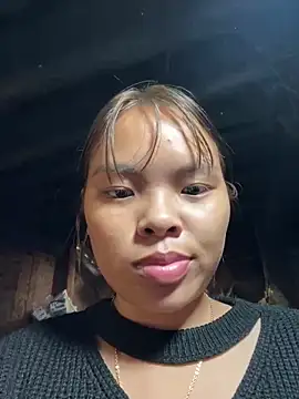 hello-cute online show from 12-23-25, 05:16