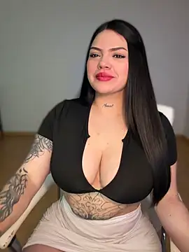 dulcemarianh  online show from 04-15-26, 05:03