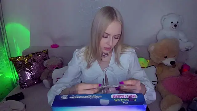 CeaneLino online show from 02-01-26, 04:16