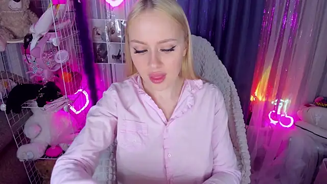 CeaneLino online show from 03-26-26, 05:18