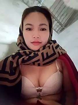 Rabbit-small online show from 11-27-25, 08:22