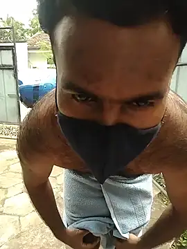 Snapshot of SL_BEAR chatting on 12-20-25, 05:03 SL BEAR online show from 12-20-25, 05:03