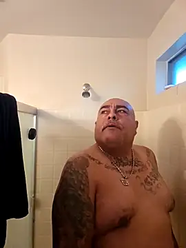 B1GLO online show from 11-11-25, 02:06