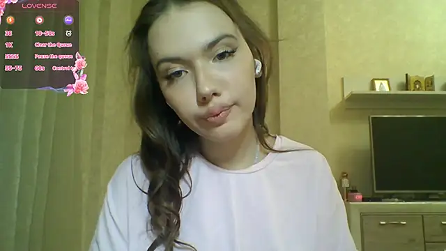Snapshot of CeyaLier chatting on 04-29-26, 08:59 CeyaLier online show from 04-29-26, 08:59