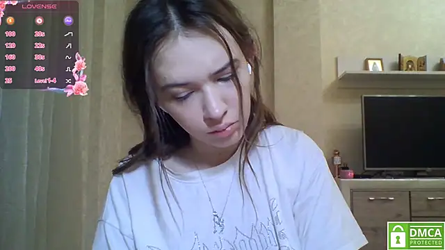 Snapshot of CeyaLier chatting on 05-21-26, 06:59 CeyaLier online show from 05-21-26, 06:59