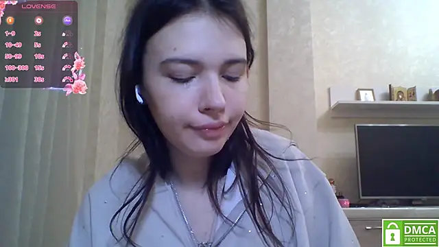 Snapshot of CeyaLier chatting on 05-26-26, 06:37 CeyaLier online show from 05-26-26, 06:37