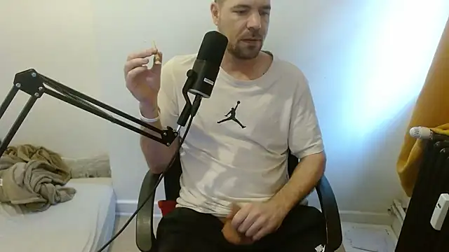 chibrax918 online show from 12-17-25, 09:15