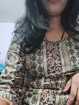 Snapshot of Janu-hasena chatting on 06-14-26, 05:59 Janu-hasena online show from 06-14-26, 05:59