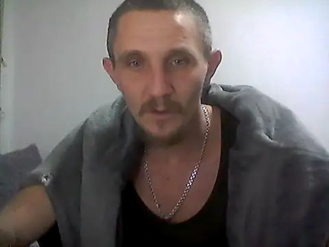 Twolatte online show from 01-11-26, 10:26