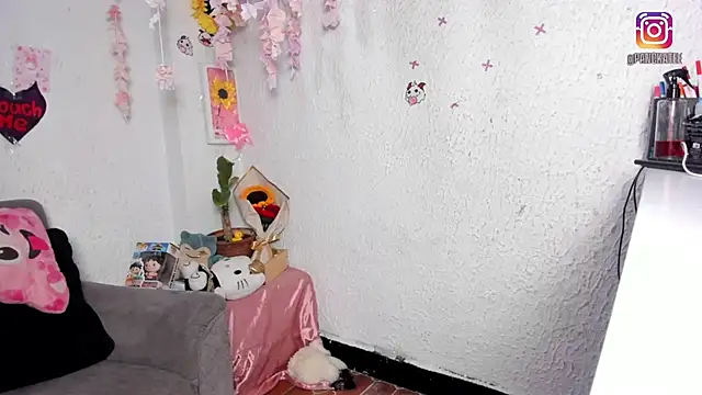 Emilycollei online show from 04-03-26, 07:23