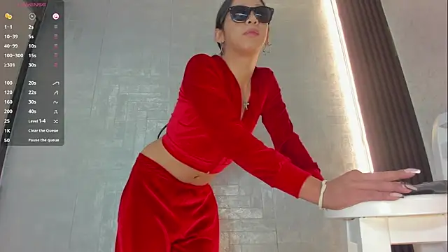 Alisson Steelersexy online show from 05-25-26, 08:15
