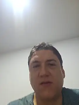 Snapshot of Fadinhaetomatao chatting on 11-30-25, 10:25 Fadinhaetomatao online show from 11-30-25, 10:25