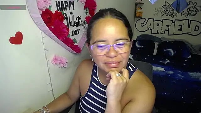 Snapshot of Miss__kendra_ chatting on 05-07-26, 11:37 Miss kendra online show from 05-07-26, 11:37