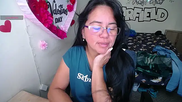 Snapshot of Miss__kendra_ chatting on 06-21-26, 12:41 Miss kendra online show from 06-21-26, 12:41